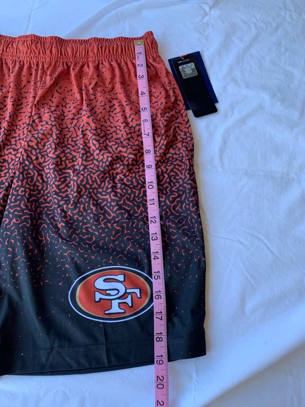 NWT San Francisco 49er Basketball style shorts Men’s small - Picture 4 of 6
